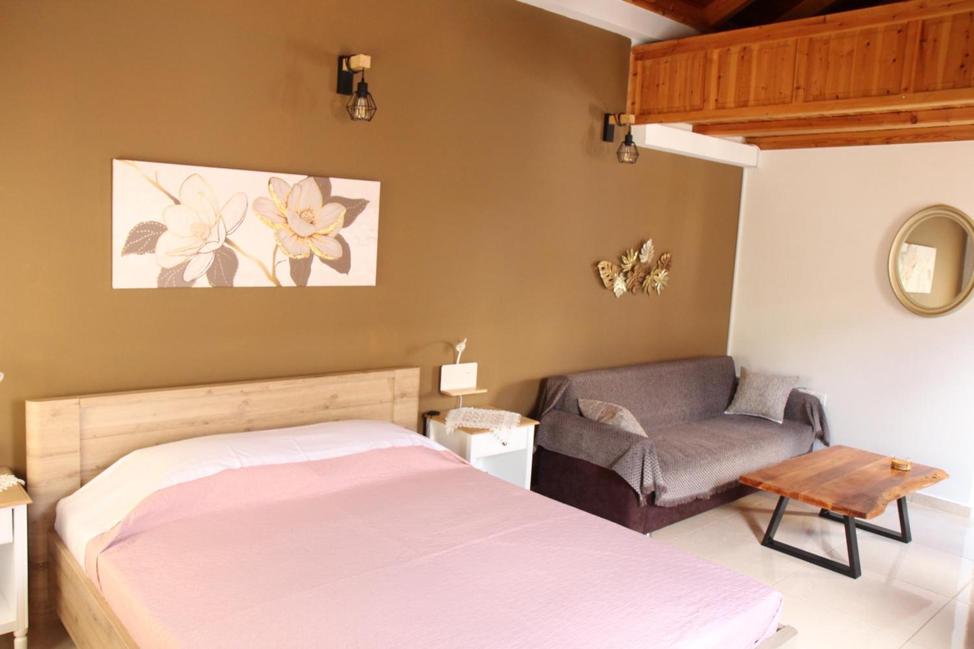 Main Square Apartment Symi Exterior photo